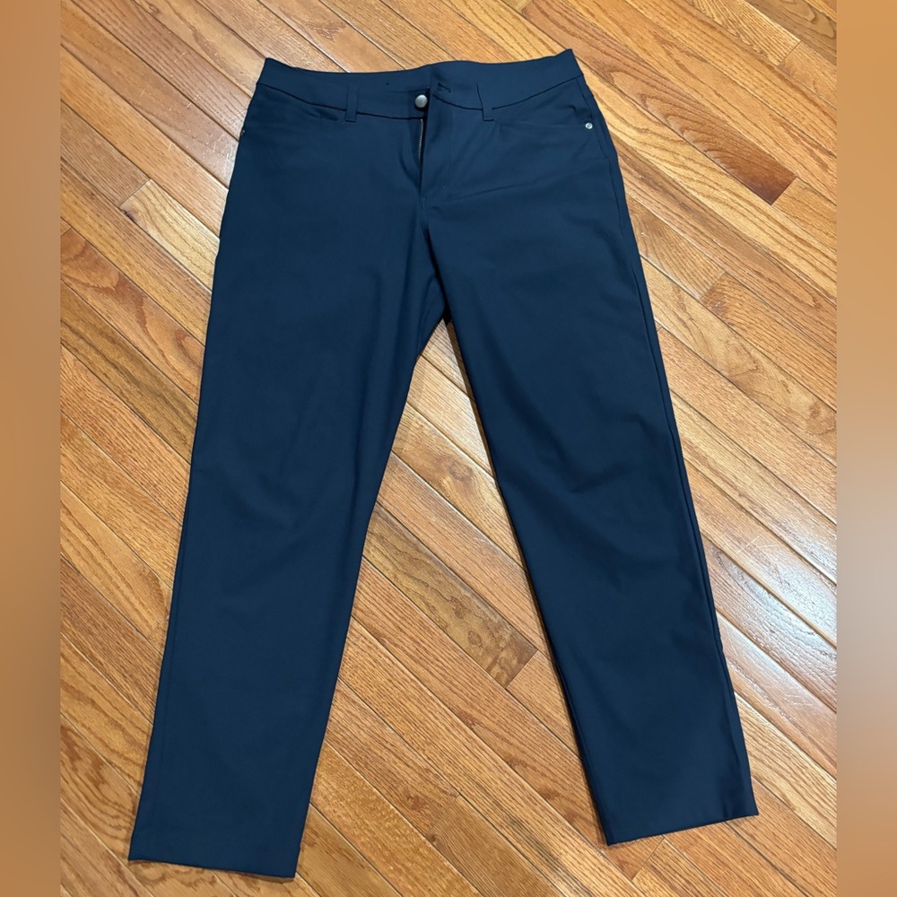 Lululemon ABC Classic-Fit 5 Pocket
Pant 30L Warpstreme